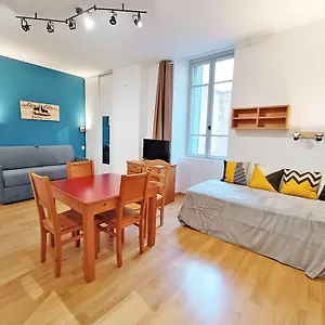 Frimousse, Studio, Wifi, Centre Luchon, Casier A Skis, Ascenseur, 4 Personnes Appartement Bagnères-de-Luchon